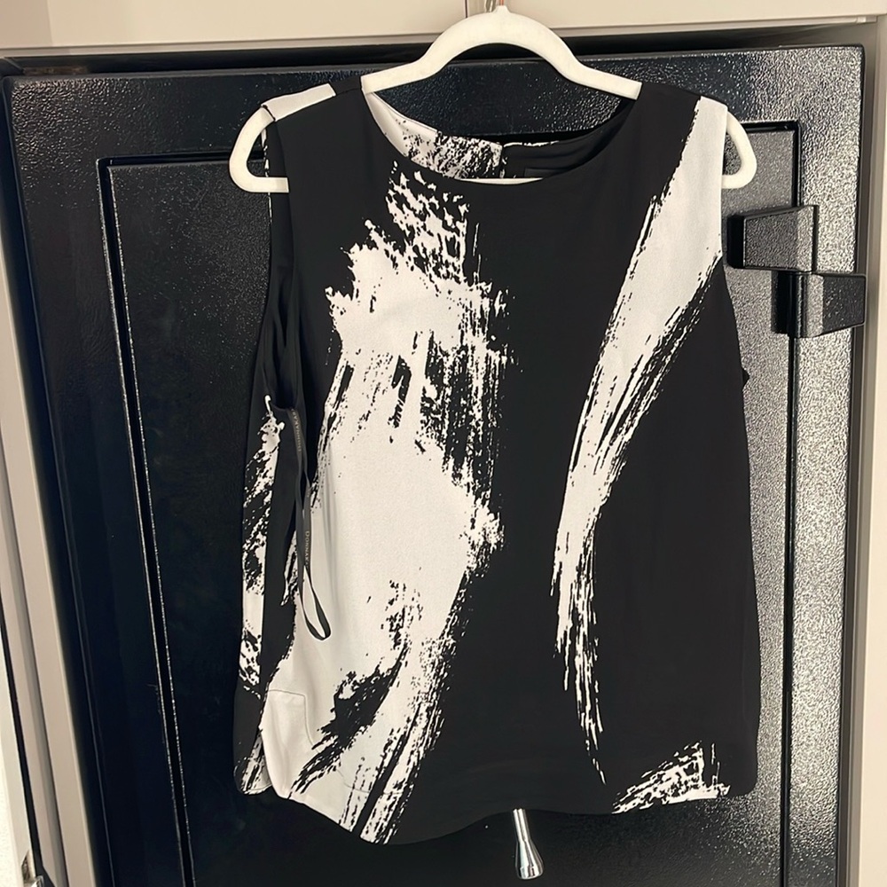 Donna Karan New York 
Sleeveless top
Large
Brand new with tags
